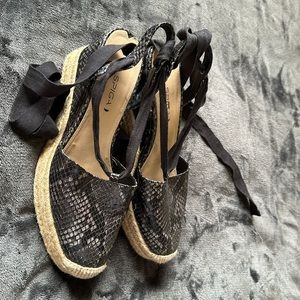 Via spiga snake print strappy shoes